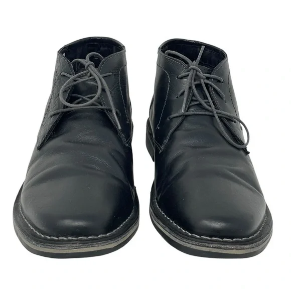 Steve Madden | Harken Black Leather Lace Up Chukka Boots - Picture 2 of 8